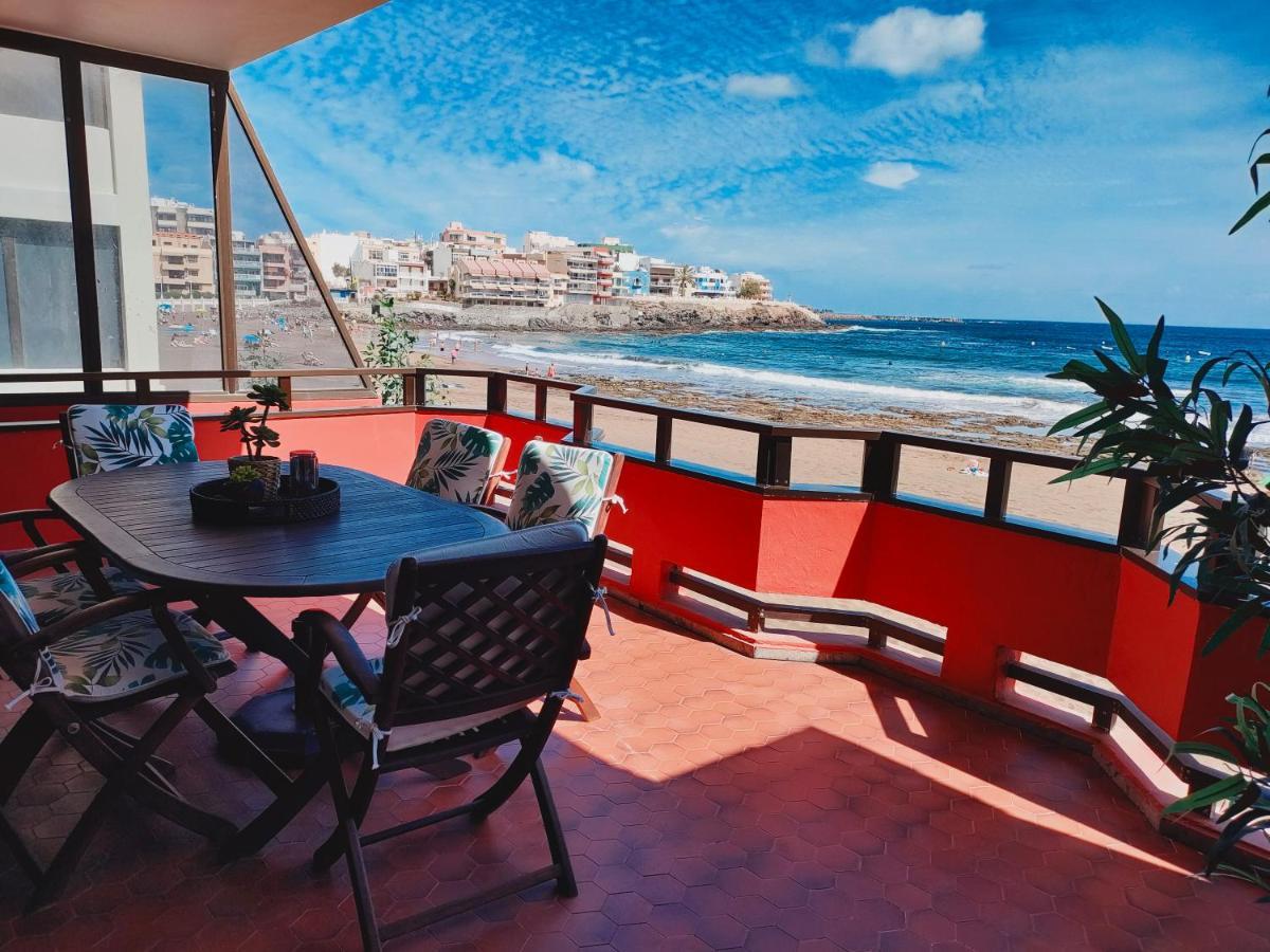 Front Line Beach With Fantastic Terrace. Тельде Экстерьер фото